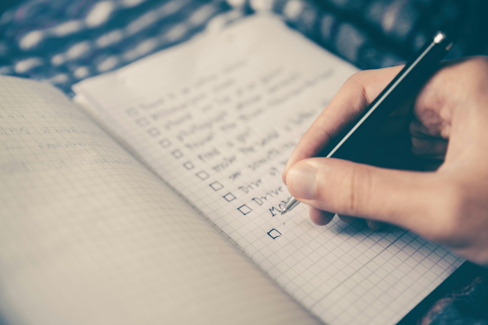How long it takes to build a mobile app 2026